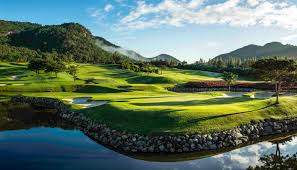 teaching lessons on black mountain golfcours Hua Hin Thailand